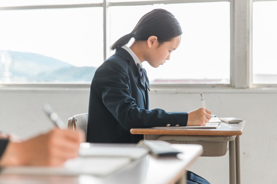 【中学生】定期テスト直前でも点は上がる｜やるべきことを3つに絞る勉強法