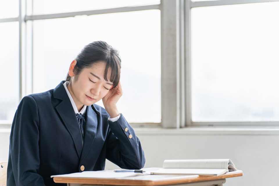 発達障害のある中学生が勉強を続けられない理由｜途中で止まる原因と対処法