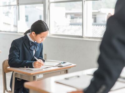 発達障害のある中学生が「授業がわからない」と感じるときの対処法｜理解できない原因と勉強の進め方